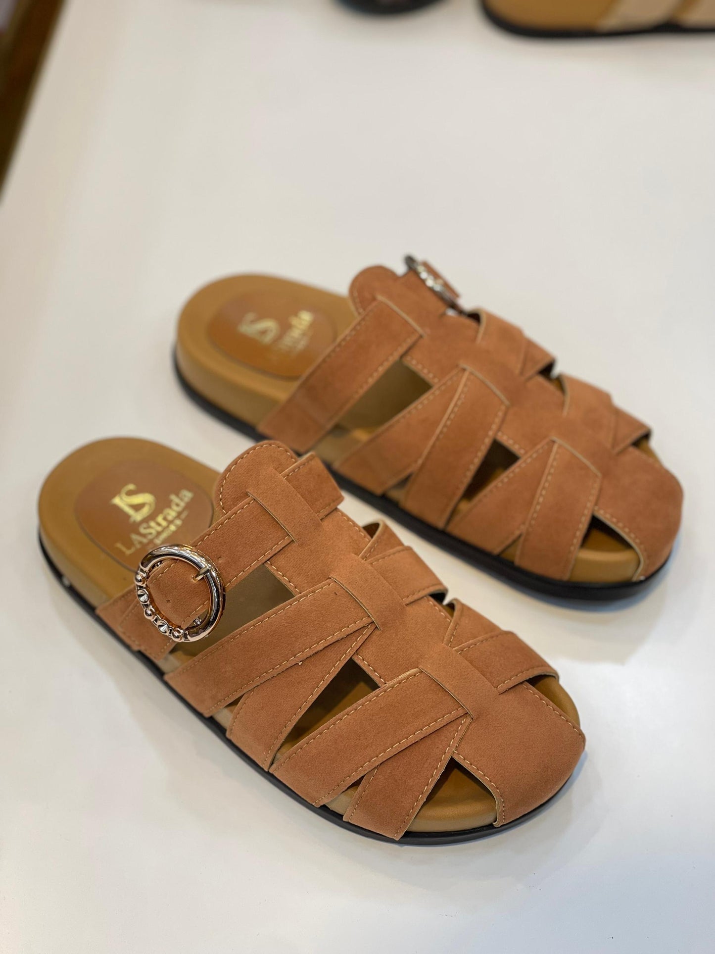 Mule Lastrada D21