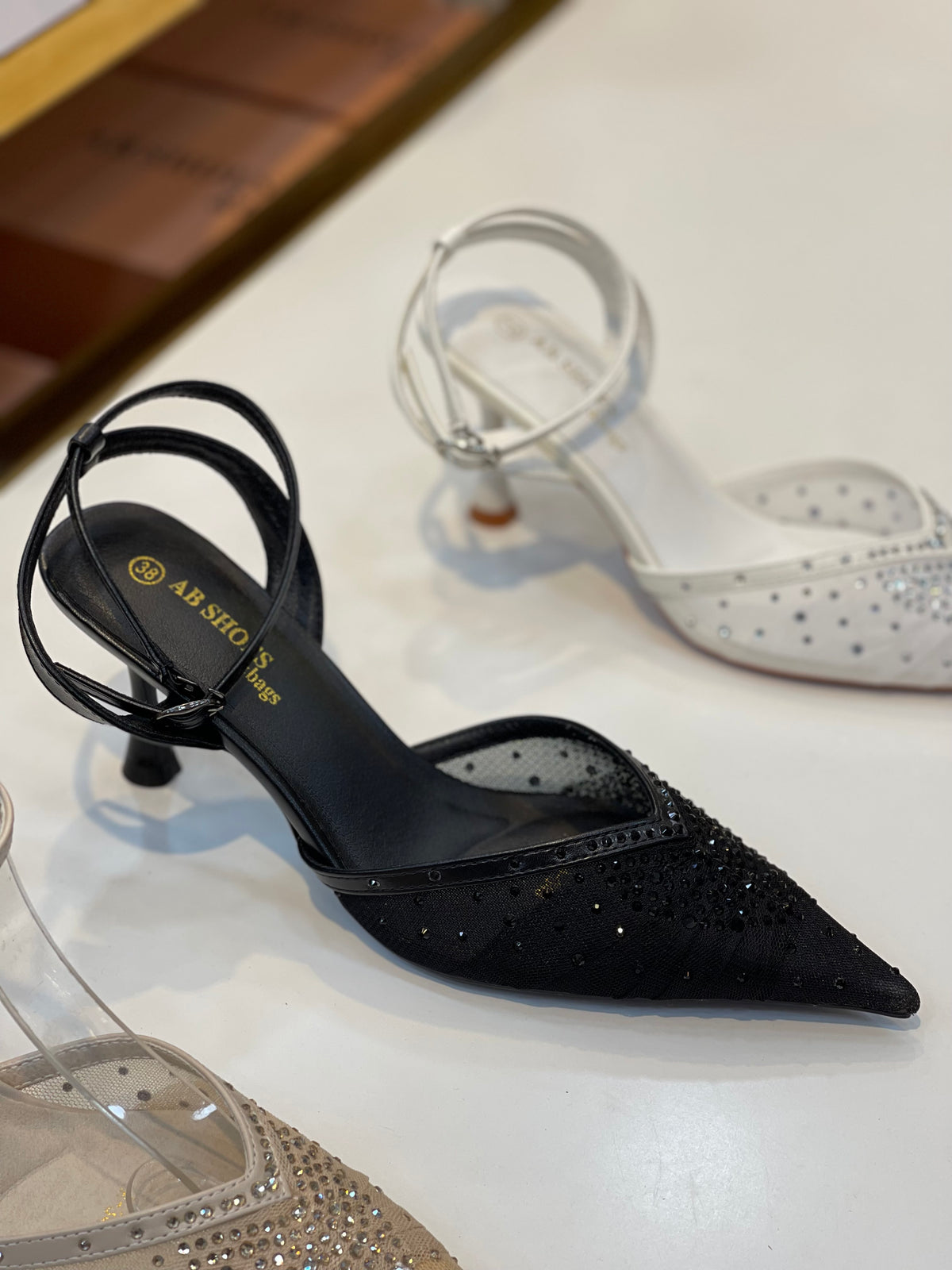 A-351 ABSHOES