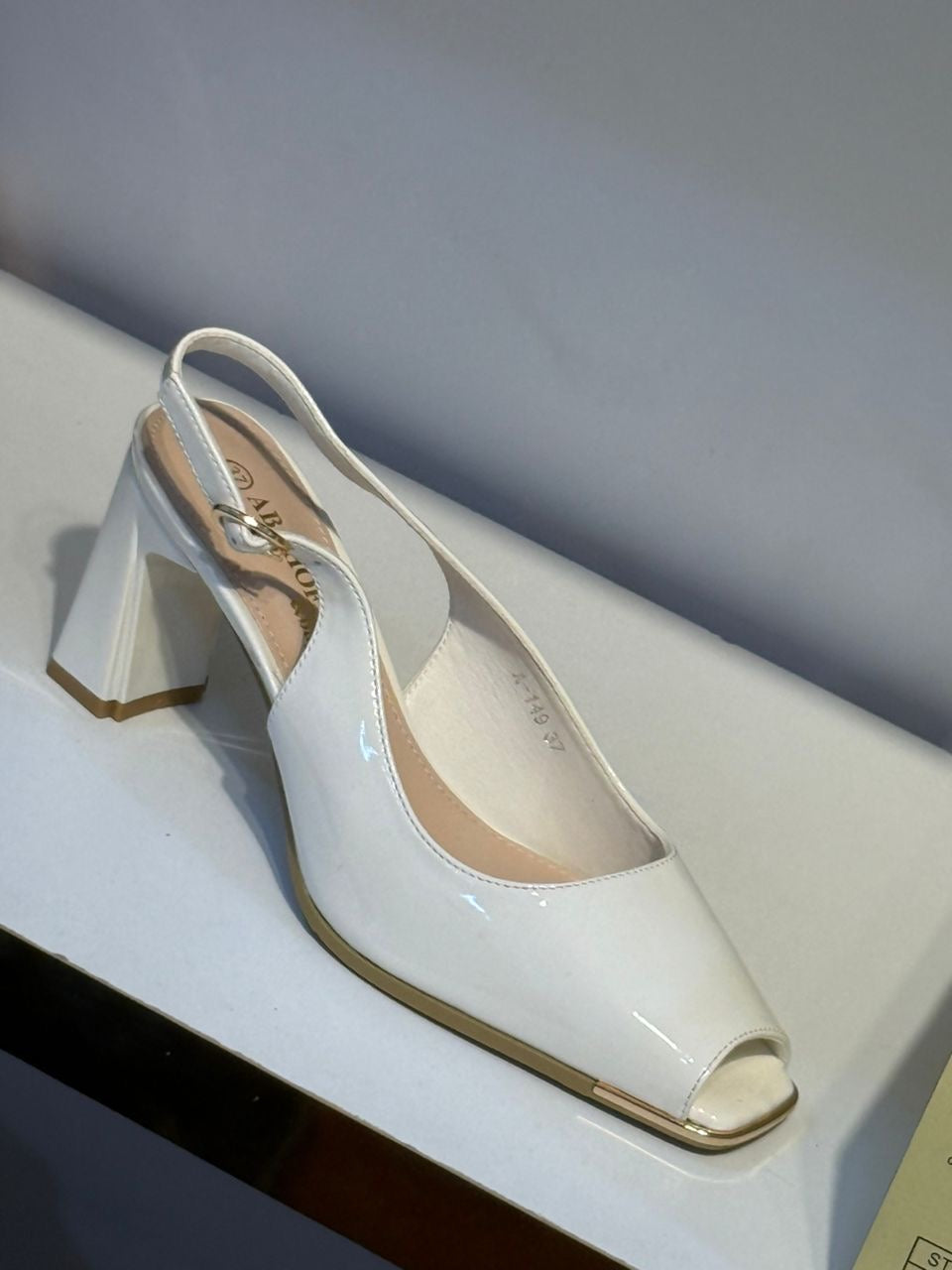 Soulier sondale A-149