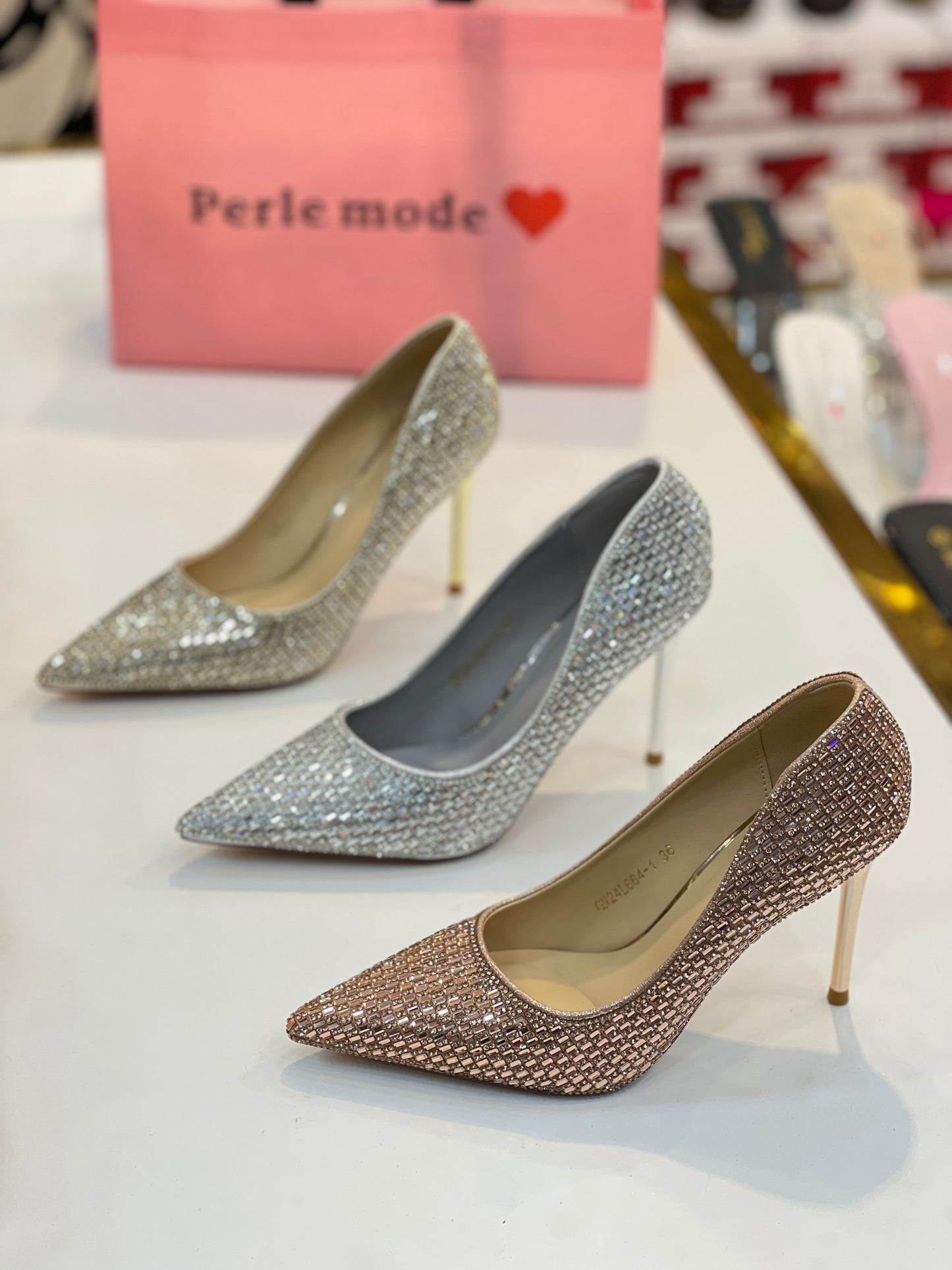 664-1 LYRN Escarpin soirée